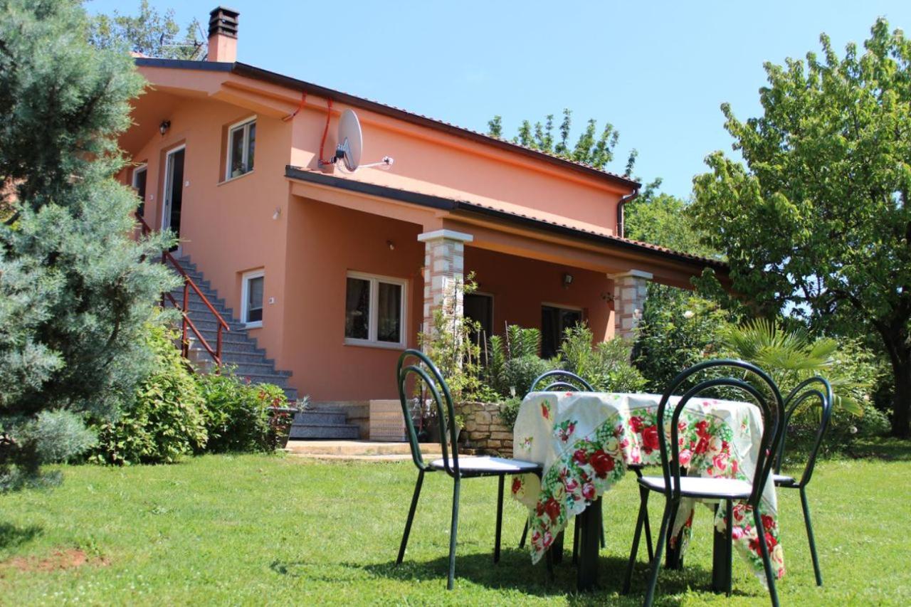 Edensk Vrt Classic!!I Vinkuran Exterior foto